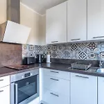 Magnifique 2 Pieces Au Coeur De Menton, Plages, Commerces Et Proximite Gares Διαμέρισμα