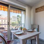 Magnifique 2 Pieces Au Coeur De Menton, Plages, Commerces Et Proximite Gares