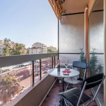 Fabuleux 2 Personnes Au Coeur De Menton, Climatise Et Proche Gares Routiere Et Sncf Apartment