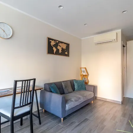 Apartment Fabuleux 2 Personnes Au Coeur De Menton, Climatise Et Proche Gares Routiere Et Sncf